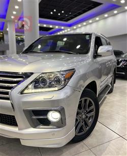 Lexus LX